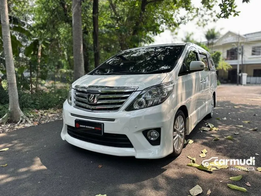 2013 Toyota Alphard SC MPV