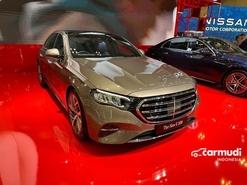 2025 Mercedes-Benz E200 Exclusive Line Sedan