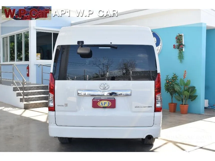 2024 Toyota Commuter Van