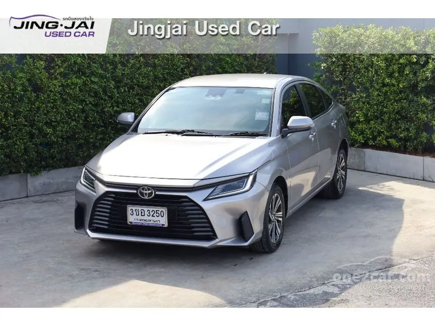 2023 Toyota Yaris Ativ Smart Sedan