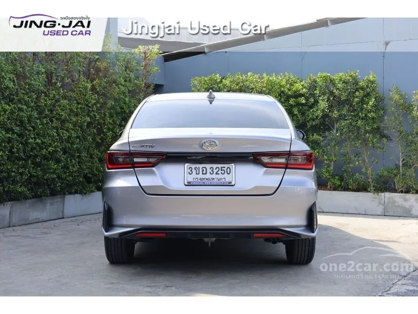 2023 Toyota Yaris Ativ Smart Sedan