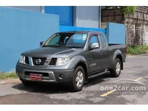 2013 Nissan Frontier Navara 2.5 Calibre LE King Cab Pickup