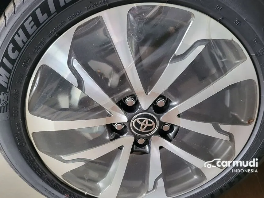 2025 Toyota Corolla Cross Hybrid SUV