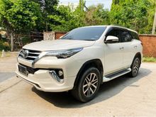 2015 Toyota Fortuner 2.8 (ปี 15-18) V Wagon