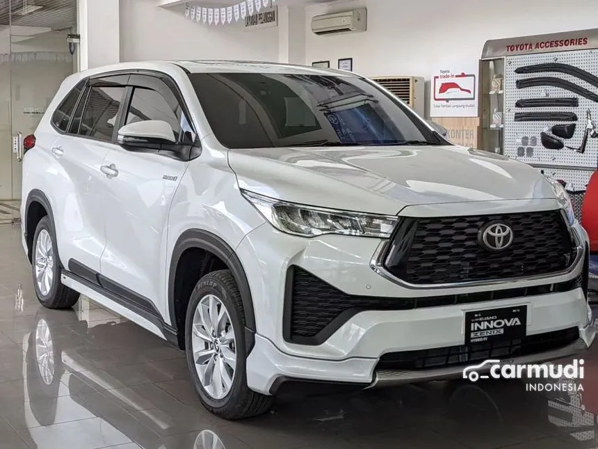 2024 Toyota Kijang Innova Zenix V HV Wagon