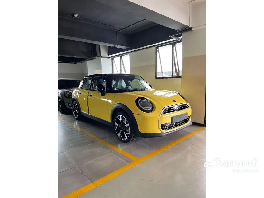 2024 MINI Cooper Cooper S Hatchback