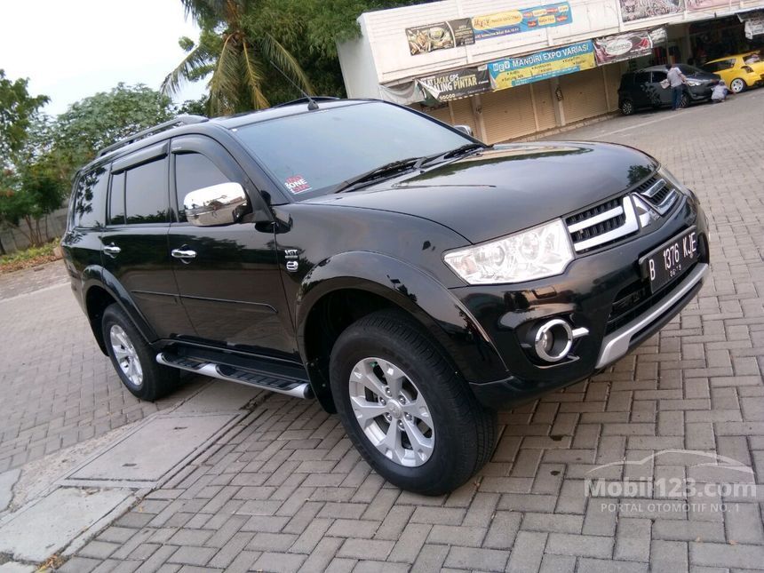 Jual Mobil  Mitsubishi Pajero  Sport  2014 Dakar  2 5 di Jawa 