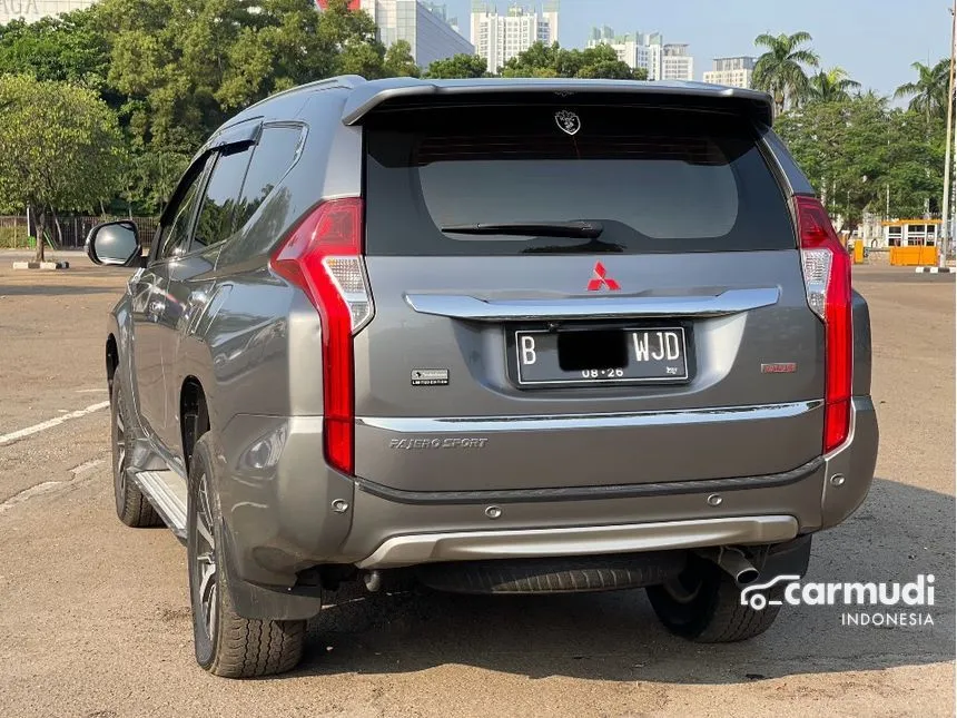 2016 Mitsubishi Pajero Sport Dakar SUV