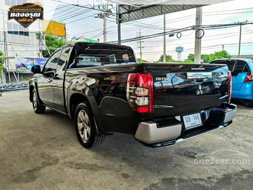2019 Mitsubishi TRITON GLX Mega Cab Pickup