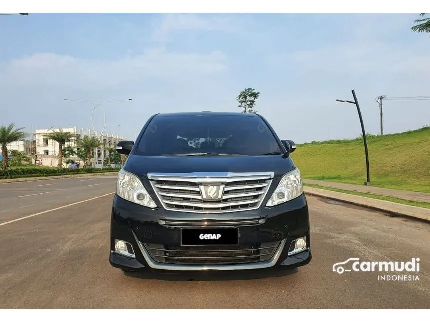 2012 Toyota Alphard X MPV