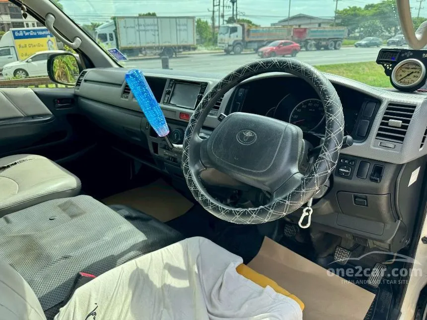 2019 Toyota HIACE D4D Van