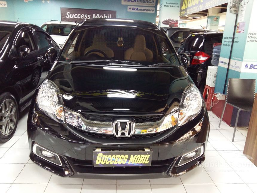 Jual Mobil  Honda  Mobilio 2014 1 5 di Jawa Timur Automatic 