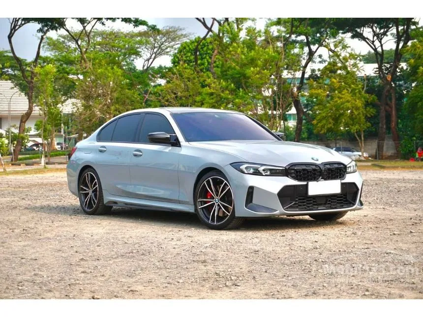 2023 BMW 330i M Sport Pro Sedan