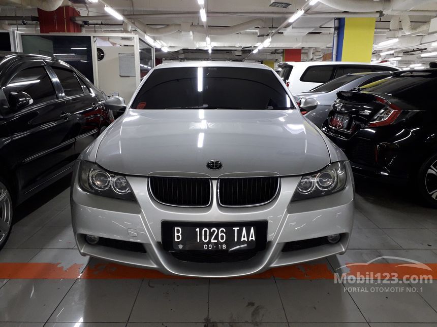  Jual Mobil BMW 320i 2008  E90 2 0 di DKI Jakarta Automatic 