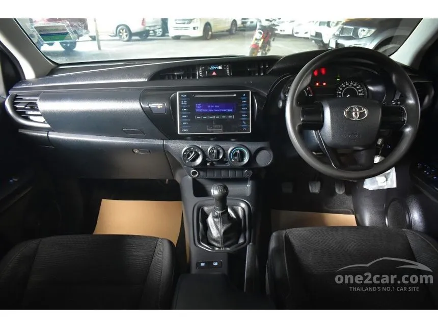 2016 Toyota Hilux Revo E Pickup