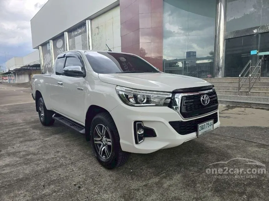 2019 Toyota HILUX REVO E Prerunner Smart Cab Pickup