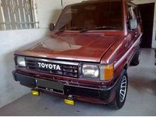 1989 Toyota Kijang 1.5 MPV Minivans