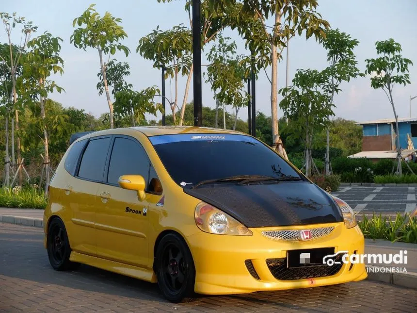 2005 Honda Jazz VTEC Hatchback
