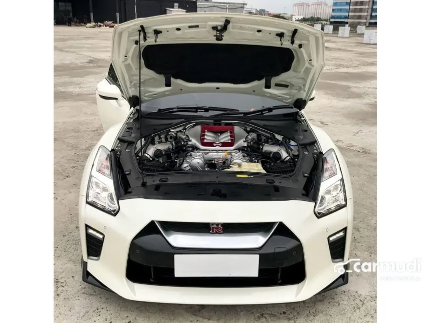 2022 Nissan GT-R Recaro Edition Coupe