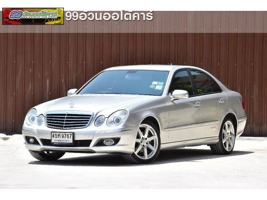 2010 Mercedes-Benz E200 NGT Sedan