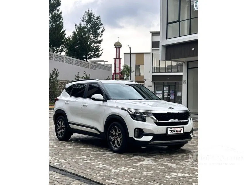 2021 KIA Seltos EX SUV
