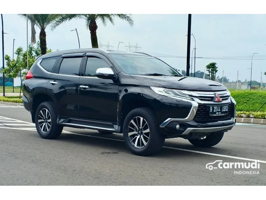 2017 Mitsubishi Pajero Sport Dakar 4X2 SUV