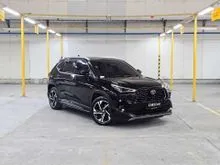 2023 Toyota Yaris Cross 1.5 S HV SUV - Banyak Bonus Harga Terbaik ( garansi 1 tahun )