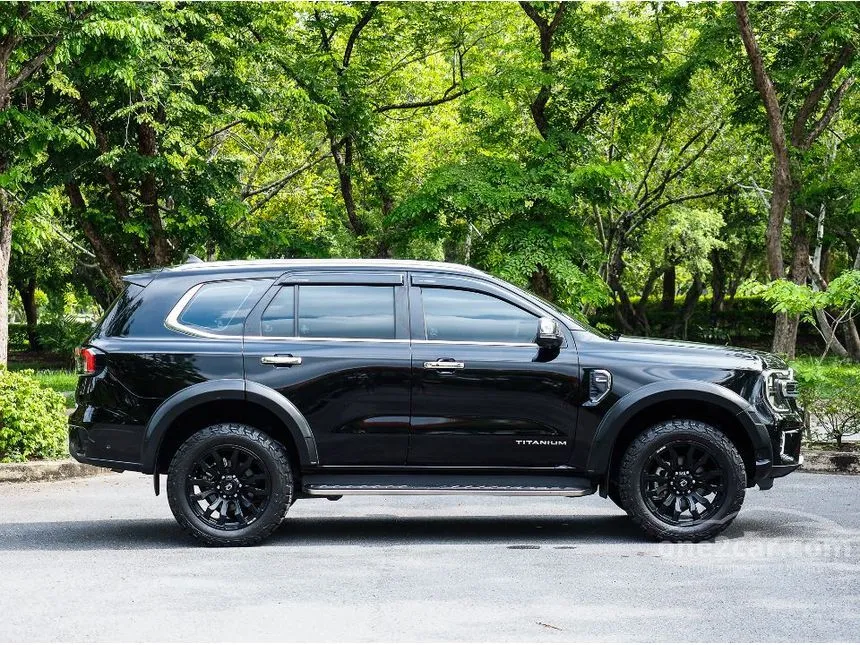 2023 Ford EVEREST Titanium+ SUV