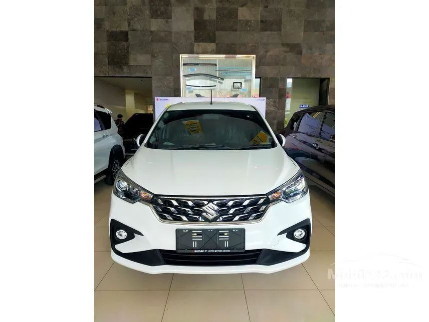 Jual Mobil Suzuki Ertiga 2023 GX Hybrid 1.5 di Jawa Timur Automatic MPV Putih Rp 180.000.000
