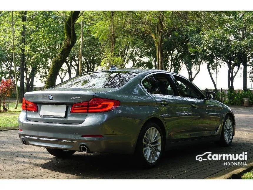 2017 BMW 530i Luxury Sedan