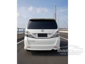 2011 Toyota Vellfire 2.4 V MPV