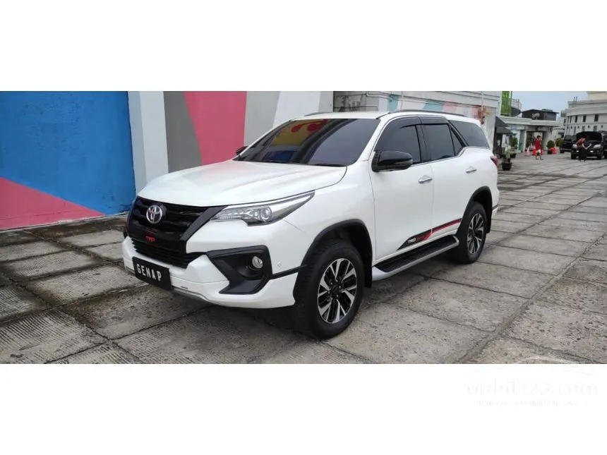 Jual Mobil Toyota Fortuner 2018 TRD 2.4 di DKI Jakarta Automatic SUV Putih Rp 409.000.000