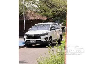 2021 Toyota Kijang Innova 2.4 Venturer MPV