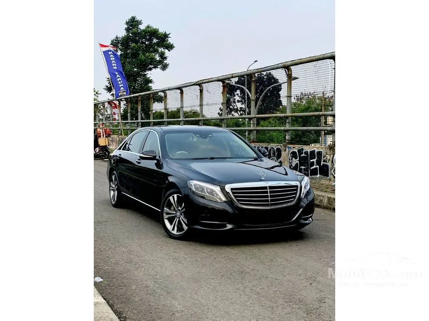 2016 Mercedes-Benz S400L Exclusive Sedan