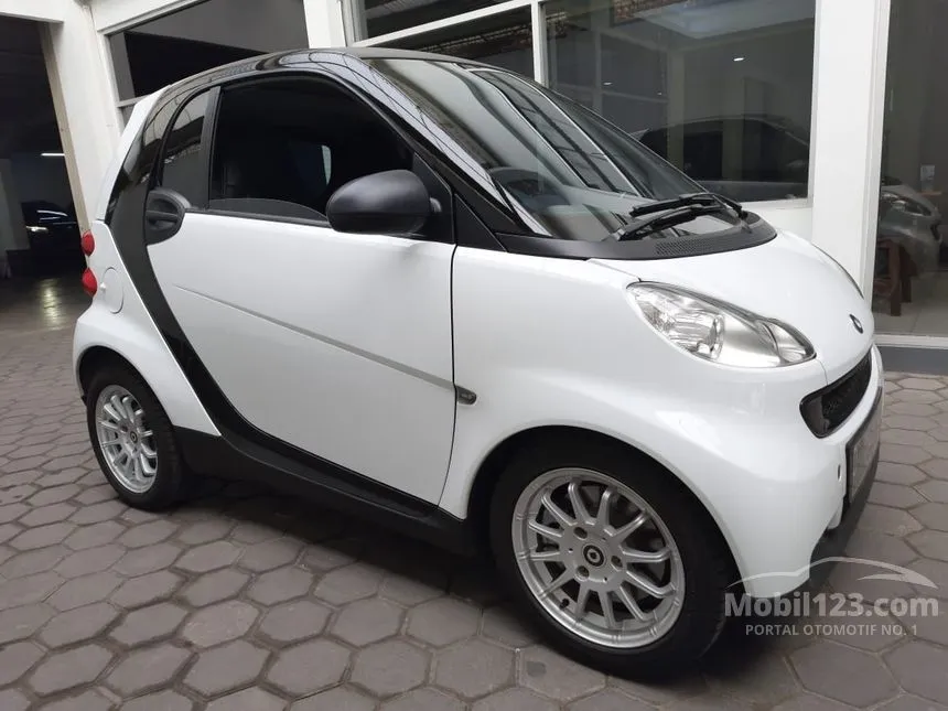 2011 smart fortwo Pure Coupe