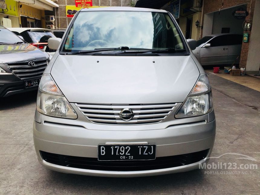 Jual Mobil  Nissan  Serena 2012 Comfort Touring 2 0 di DKI 