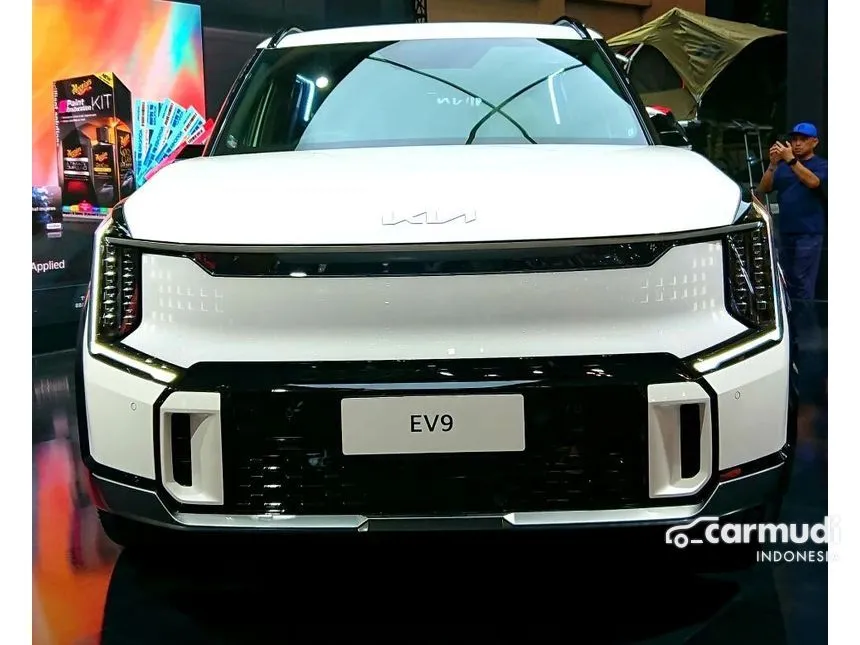 Jual Mobil KIA EV9 2023 GT Line Long Range di Banten Automatic Wagon Putih Rp 1.975.000.000
