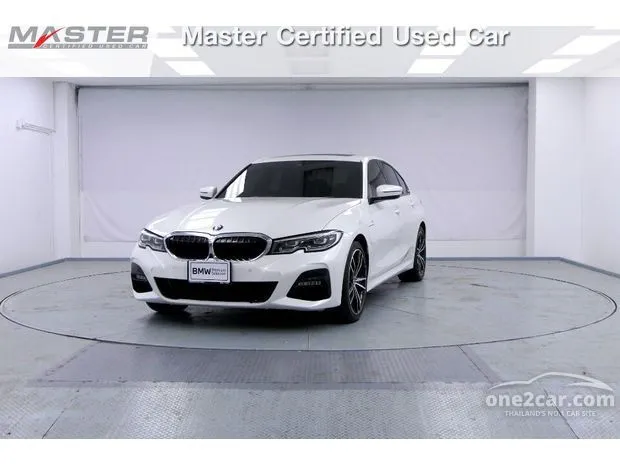 BMW 3 Series 330e 2 000 000