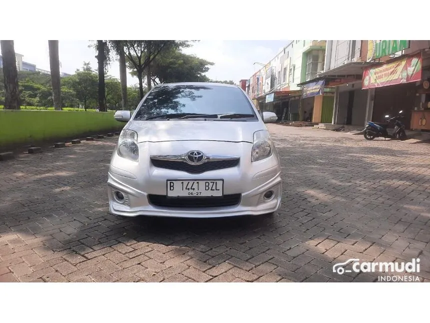 2012 Toyota Yaris E Hatchback