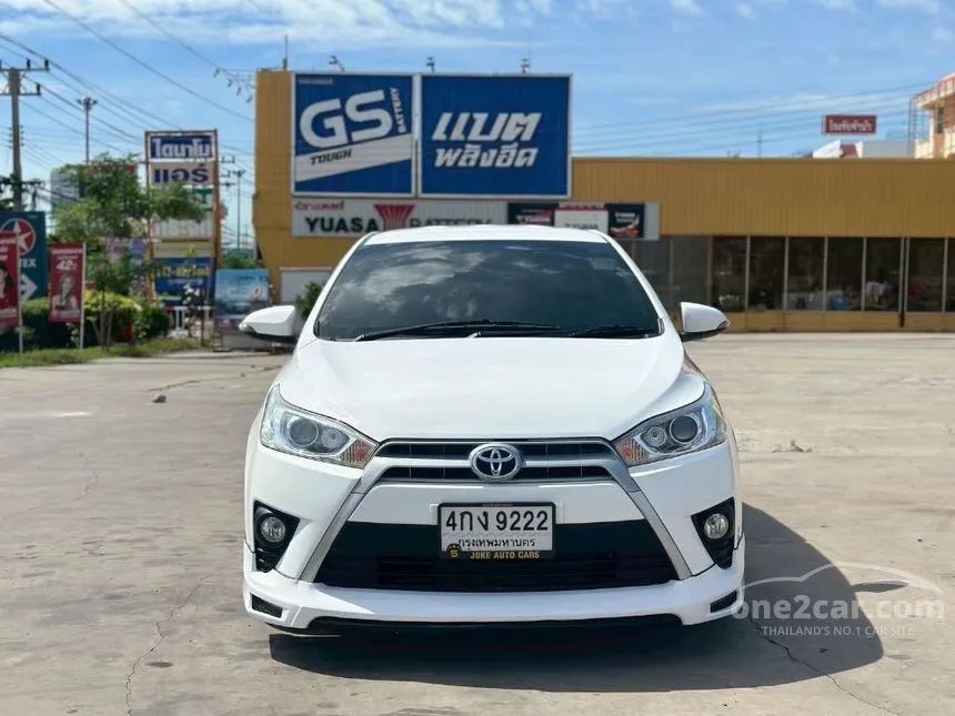 2015 Toyota YARIS G Hatchback
