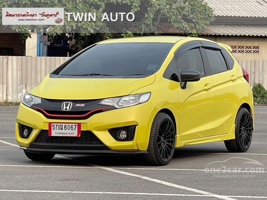 Honda Jazz 2016 SV i-VTEC 1.5 in กรุงเทพและปริมณฑล Automatic Hatchback ...