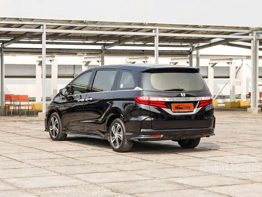 2020 Daihatsu Sigra X MPV