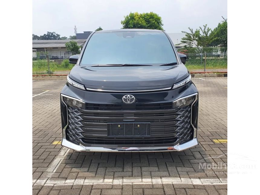 Jual Mobil Toyota Voxy 2026 (Premium Color) 2.0 di DKI Jakarta ...