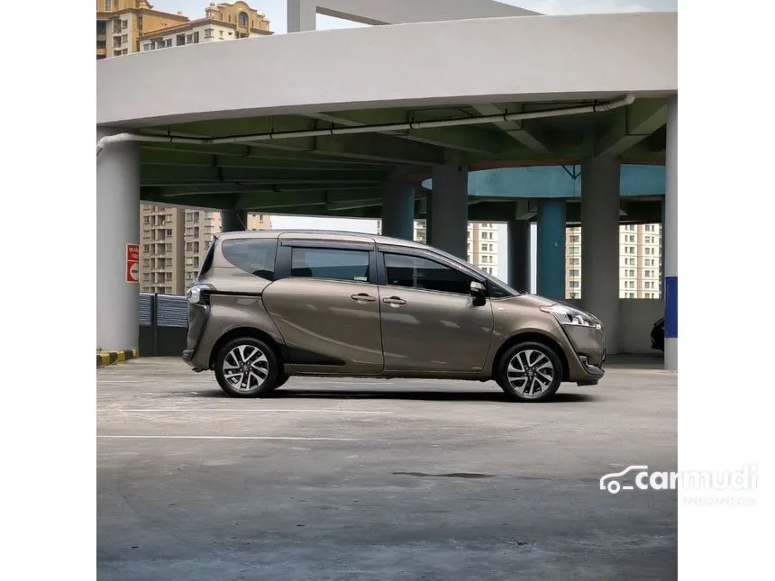 2017 Toyota Sienta V MPV