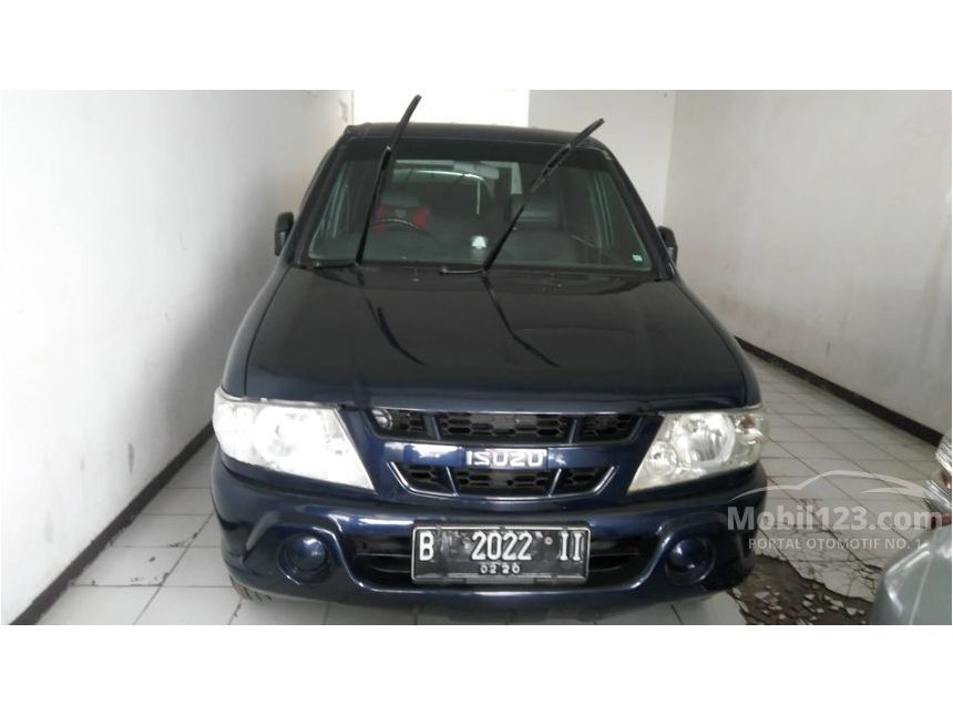 Jual Mobil  Isuzu  Panther  2006 LV 2 5 di Banten Manual SUV 