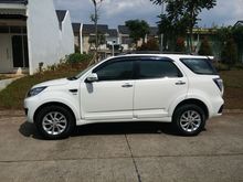 MOBIL KONDISI 99.99 % BARU. COCOK UNTUK PEMAKAI.