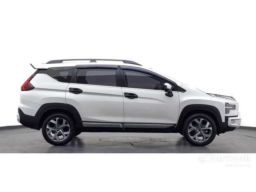 2023 Mitsubishi Xpander Cross Premium MPV