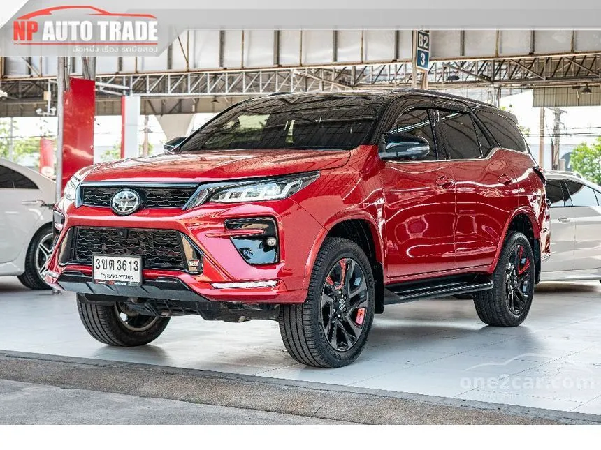2022 Toyota FORTUNER GR Sport (Black Top) SUV