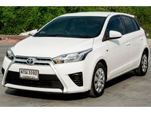 2015 Toyota Yaris 1.2 (ปี 13-17) E Hatchback AT