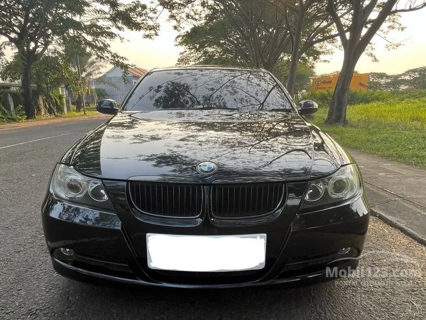 Jual Mobil BMW 320i 2006 2.0 di DKI Jakarta Automatic Sedan Hitam Rp 112.000.000